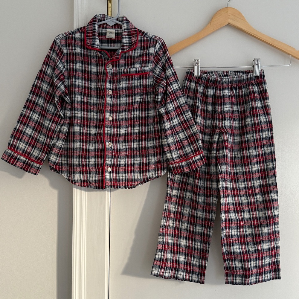 Baby Gap Plaid Flannel Pajamas Size Kids Size 5